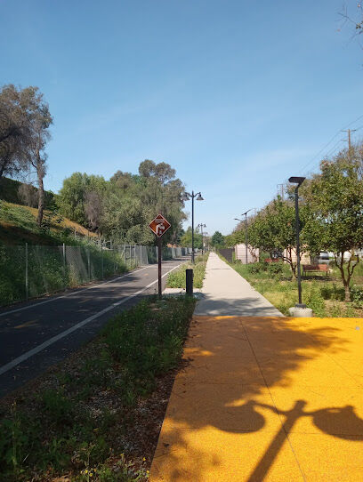 Ricardo Lara Linear Park