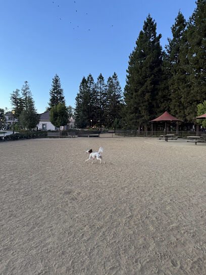 Muwékma Dog Park