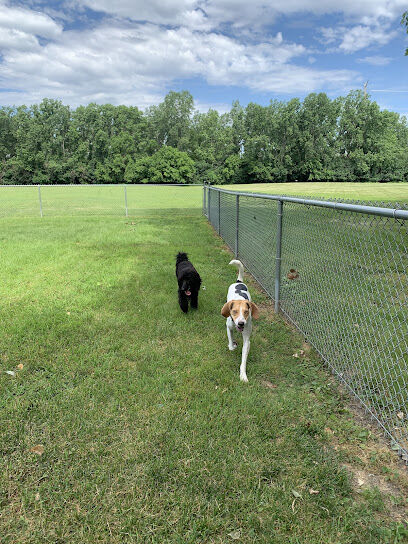 Happy Tails Dog Park - Summit