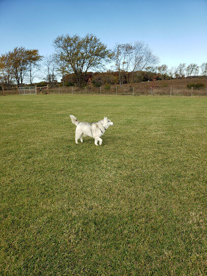 Waukegan Savanna Off-Leash Dog Area