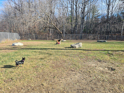 Robin's Garden & Dog Park