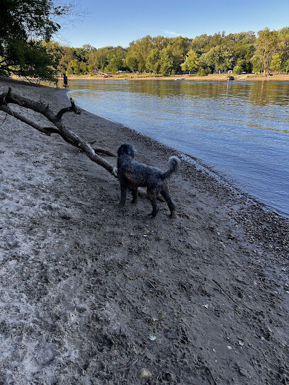 Minnehaha Off Leash Area
