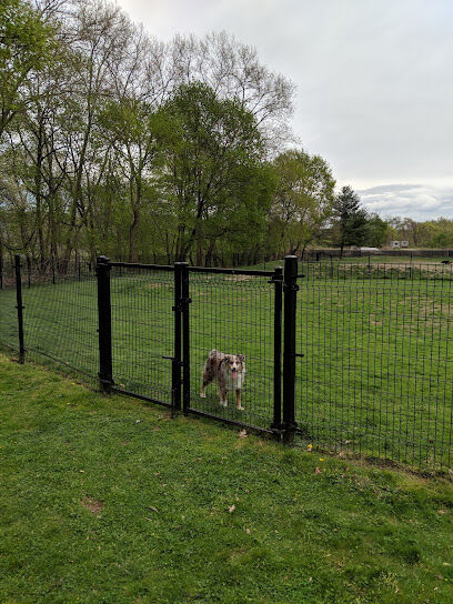 Highland Park Off Leash Exercise Area