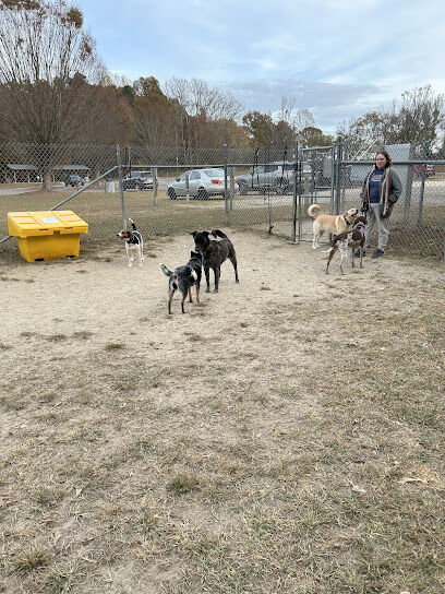 Pole Green Dog Park