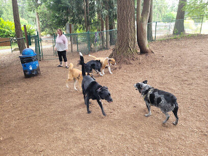 Viking Park, Off-leash Dog Park